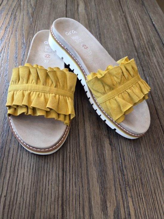 Ara Shoes - Ara Keyes Ruffled Suede Slide Sandals Yellow Comfort Size 37 EU | US 6.5